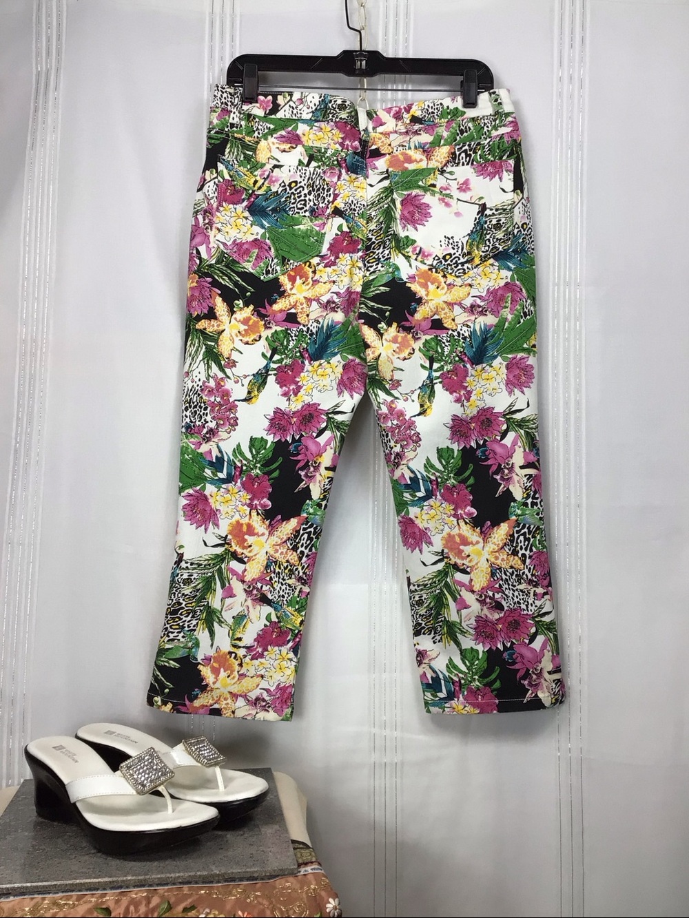Massey’s Exotic Tropical Floral Stretch Denim Capri Split Hem Pants Sz.14 🆕